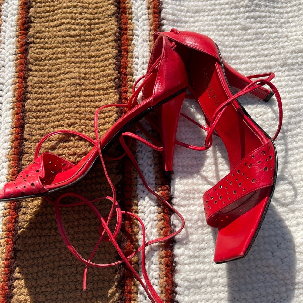 Vintage Red Heels - Made in Italy - Picture 2 of 4